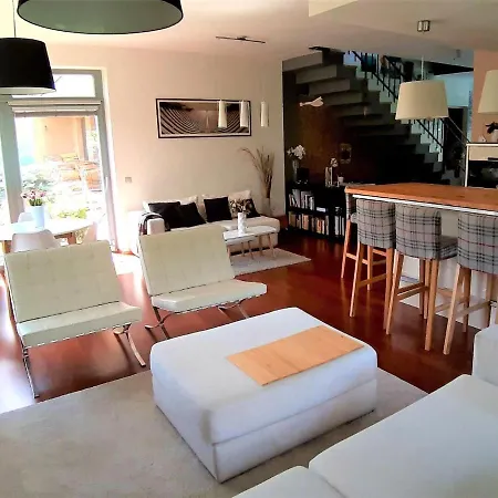 Reporyje By Interhome